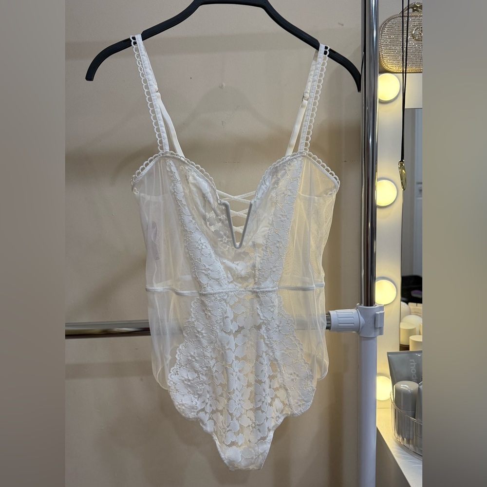 Auden Lace Sheer Bodysuit – White